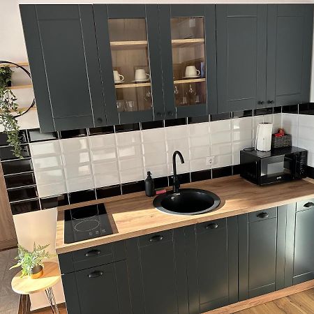 Sky Lux Apartmani Surcin Bagian luar foto