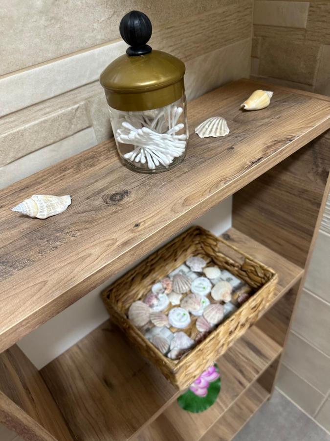 Sky Lux Apartmani Surcin Bagian luar foto