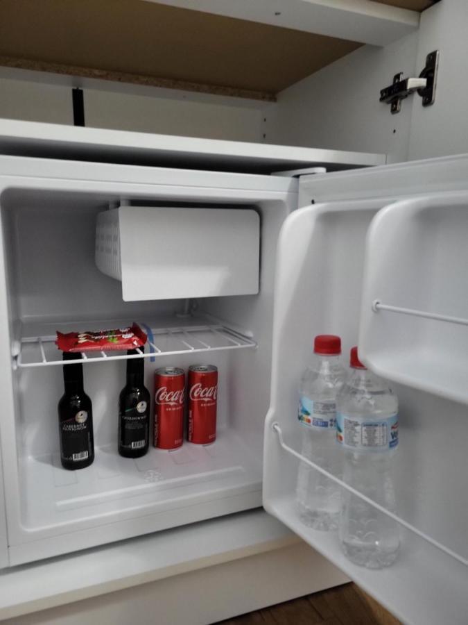 Sky Lux Apartmani Surcin Bagian luar foto